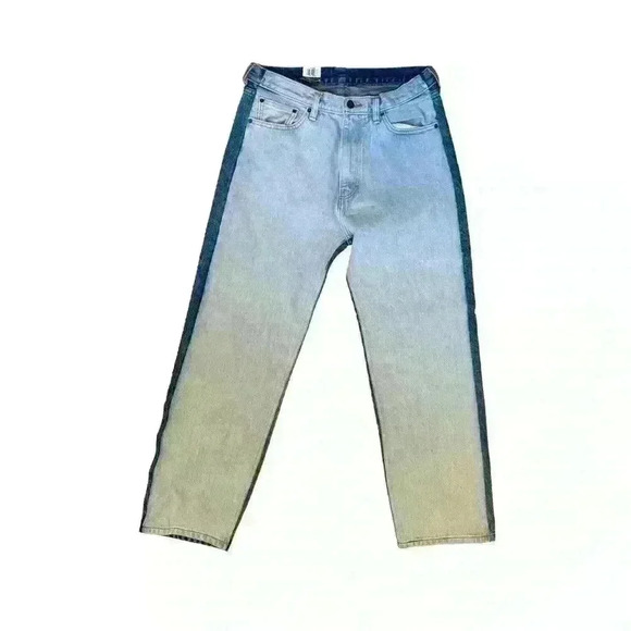 Levis Men’s Jeans33X34 Blue Denim Strong Two Tone Baggy Straight Leg NWT Skater - Picture 2 of 12